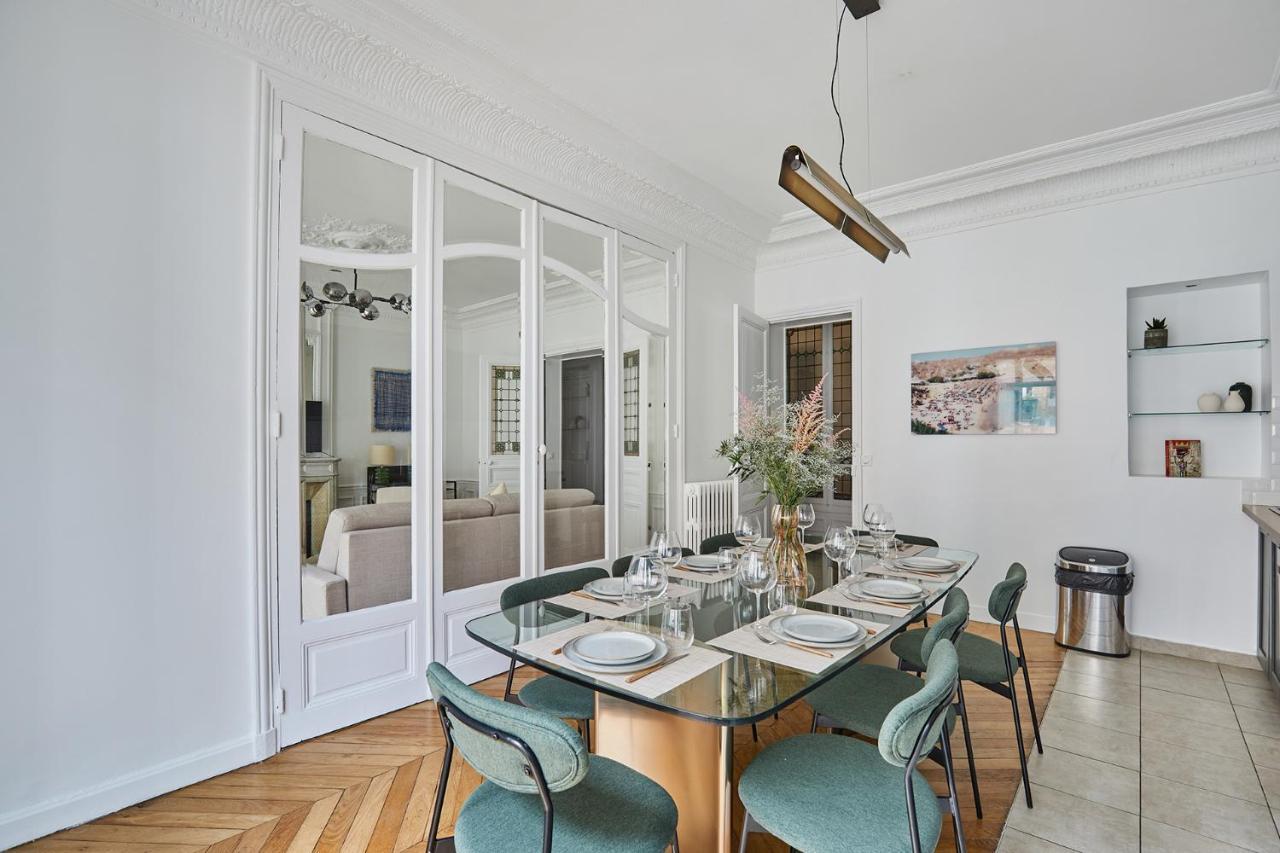 Center Of By Prestige Apartment